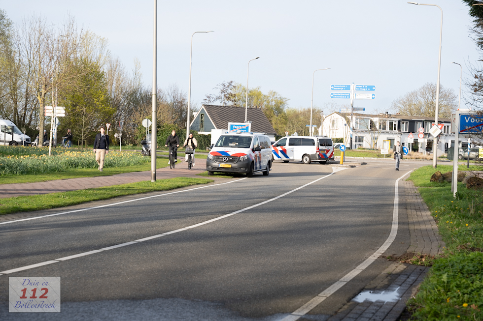 Wheelie Loopt Verkeerd Af Brommer Uitgebrand Bestuurder Naar