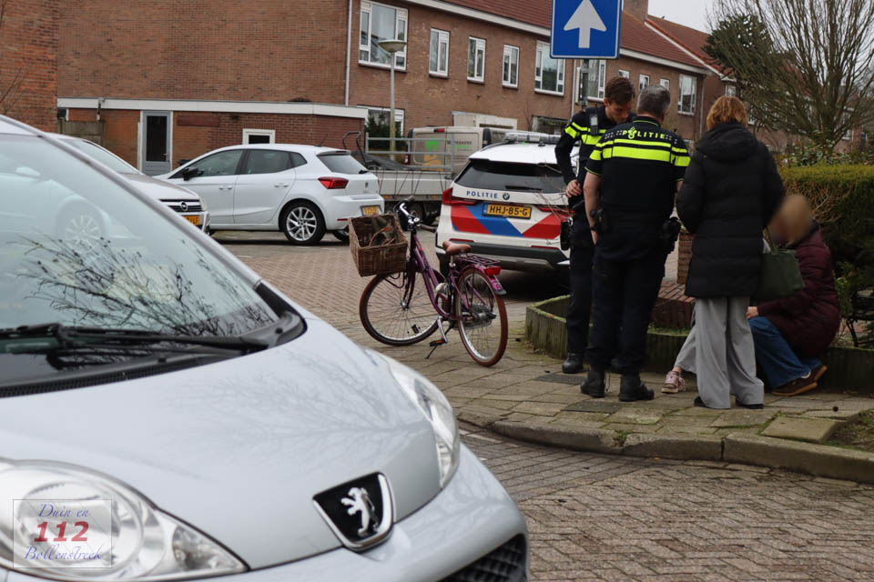 Kindje op fiets botst met auto in Noordwijkerhout