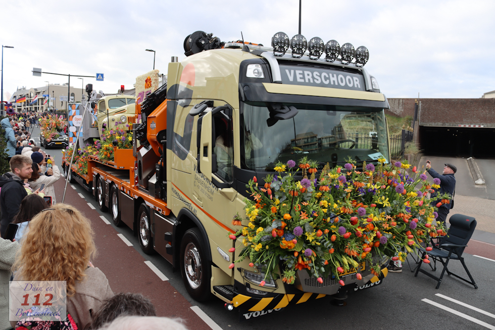 79e Bloemencorso Bollenstreek van start gegaan in Noordwijk.  
