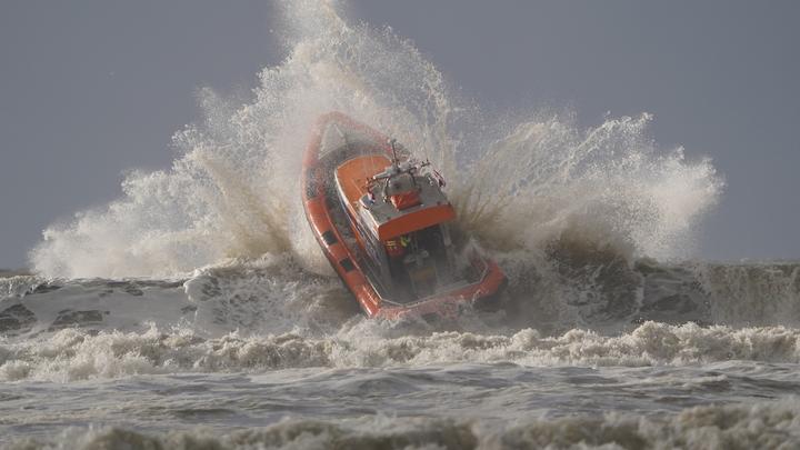 Spectaculaire loterij voor nieuwe overlevingspakken KNRM